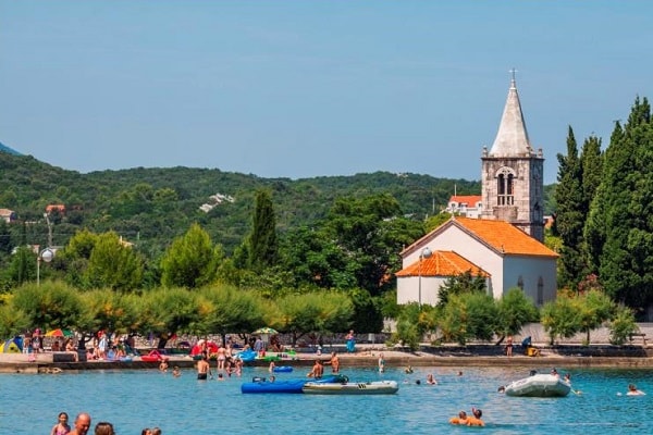 Poceni apartmaji Sreser
