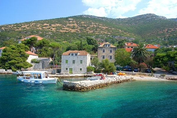 Poceni apartmaji Kućište