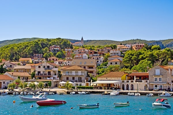 Poceni apartmaji Hvar - Jelsa