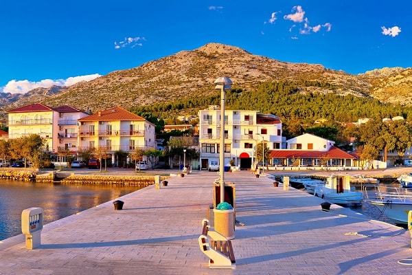 Zasebna namestitev Starigrad-Paklenica