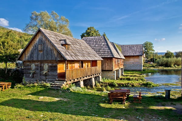 reka Gacka, Hrvaška
